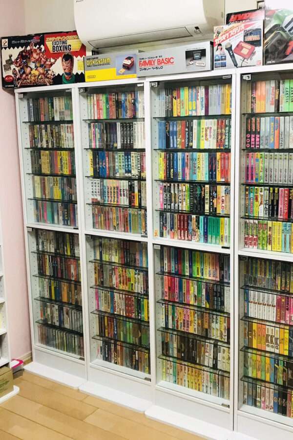 Japanese Gamer Completes 1,000 Strong Collection Of Every Nintendo Cartridge Ever Released For The NES